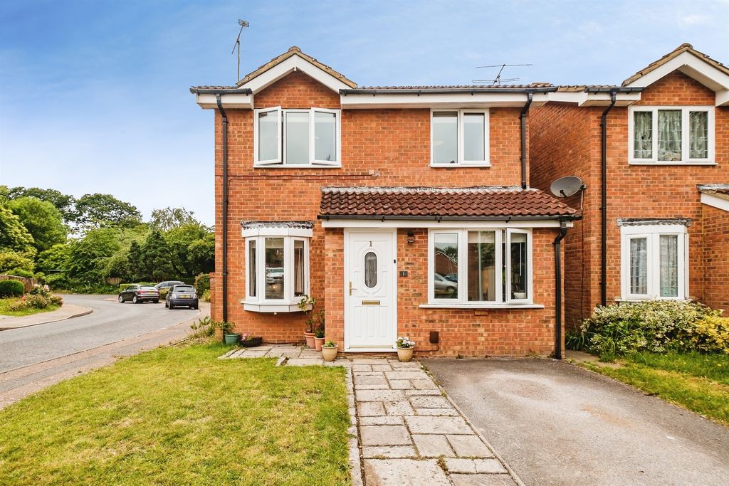 Property photo 1 of 16