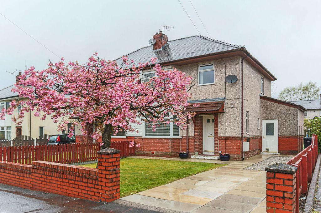 Property photo 1 of 31