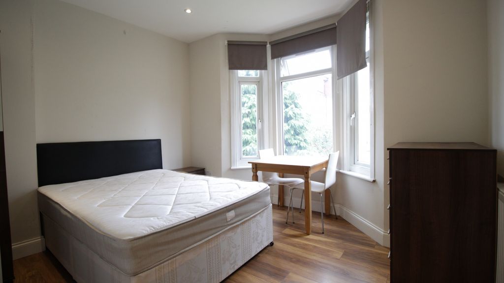 Property photo 2 of 4 Gallery