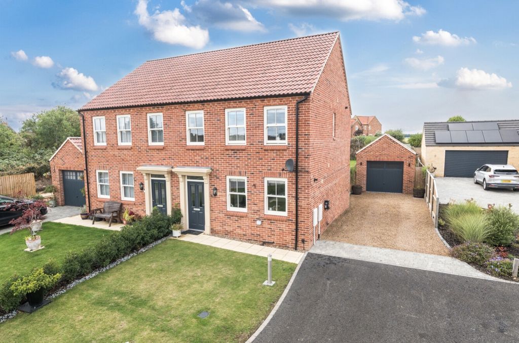 Property photo 1 of 24 1356646-3-68Cae9A3Ebbc1