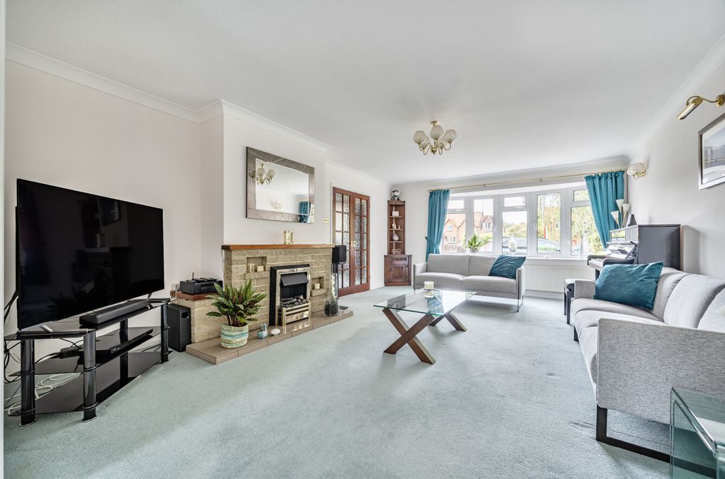 Property photo 2 of 28 1309927-17-684c9B...