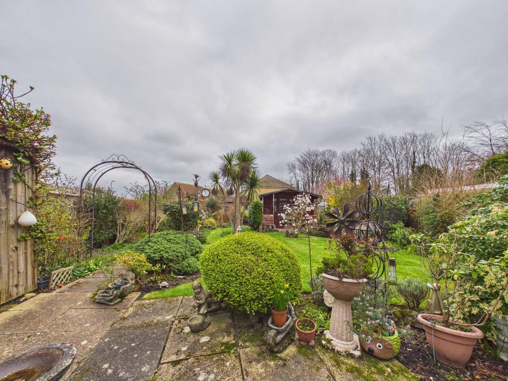 Property photo 2 of 20 Cam05010G0-Pr0043-Still016.Jpg