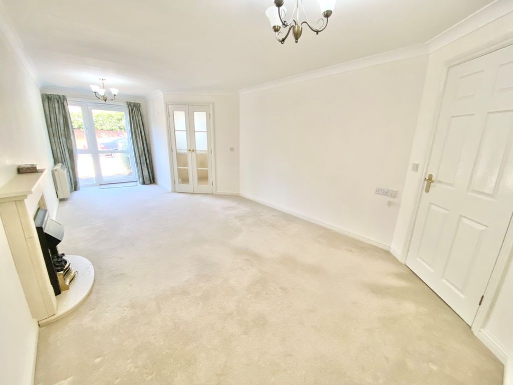 Property photo 3 of 10