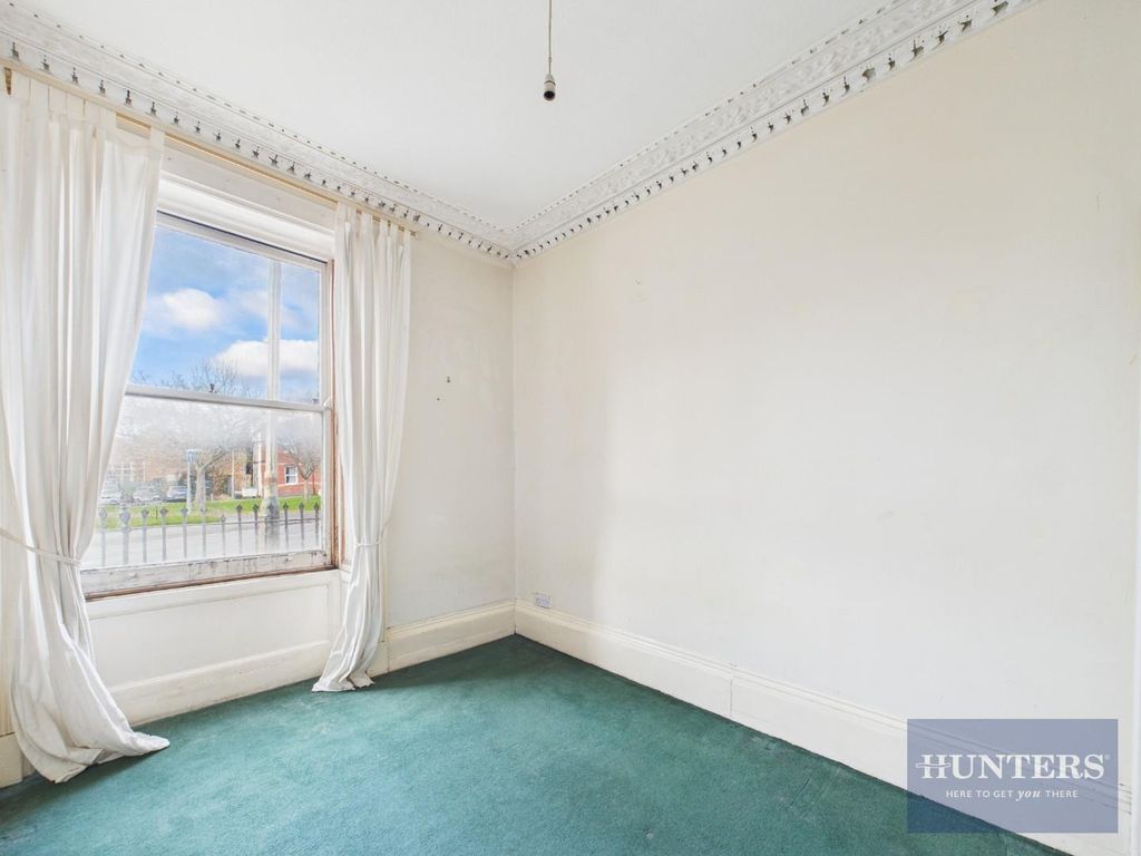 Property photo 2 of 7 Bedroom One