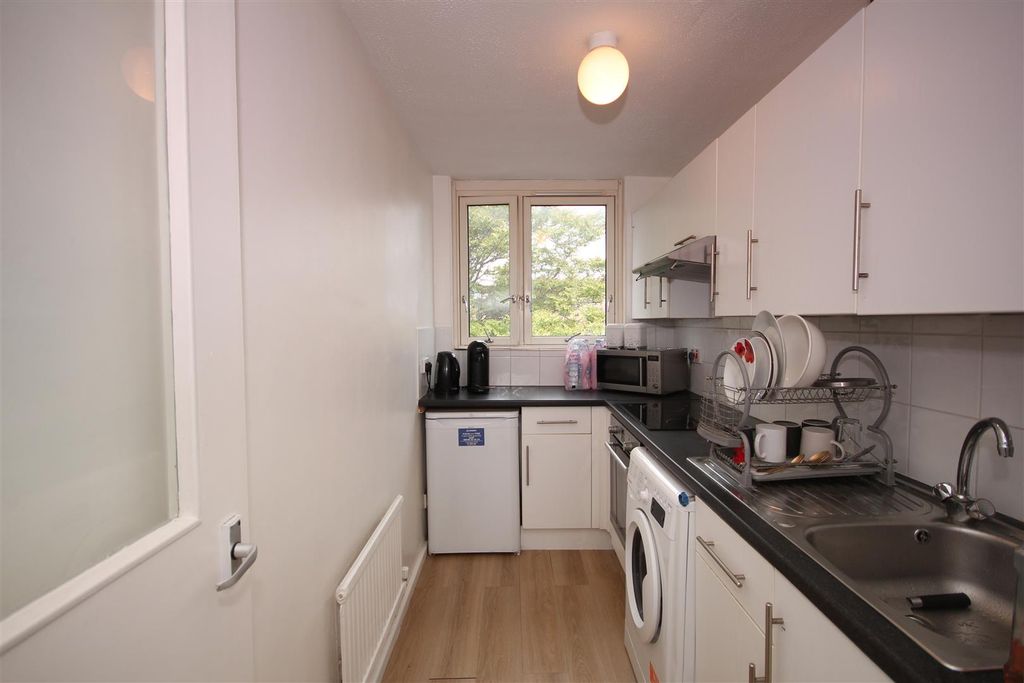 Property photo 3 of 7 Img_2089.Jpg
