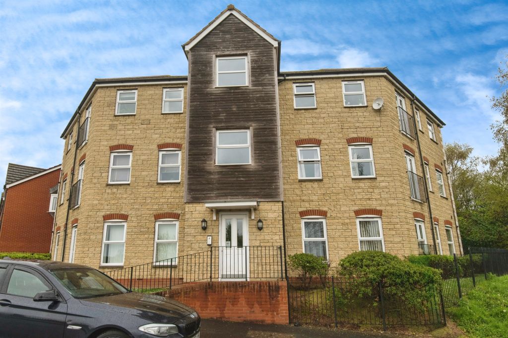 Property photo 1 of 17