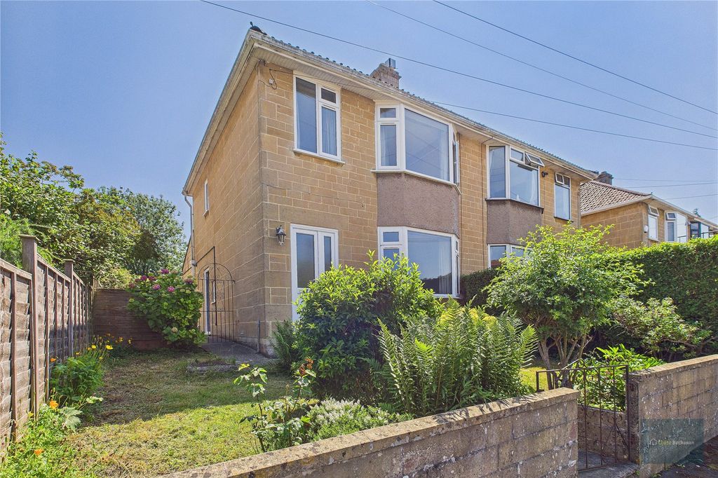 Property photo 1 of 14 Picture No. 12