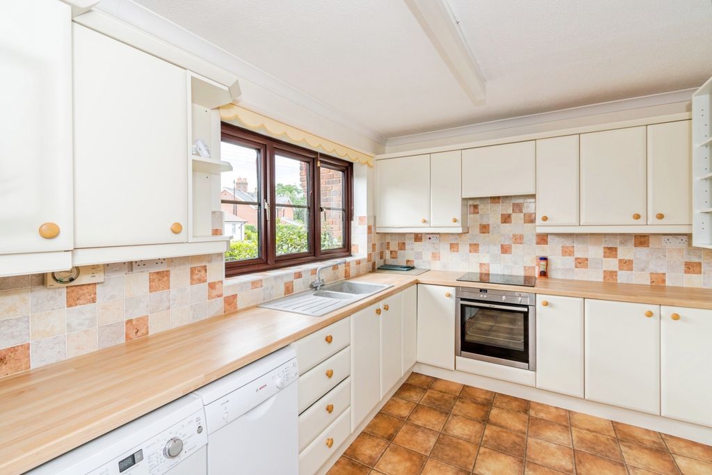 Property photo 3 of 20 Pbox-Img.Jpg