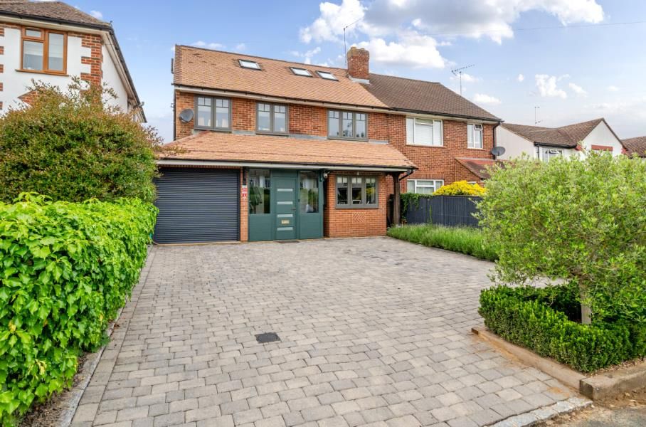 Property photo 1 of 12