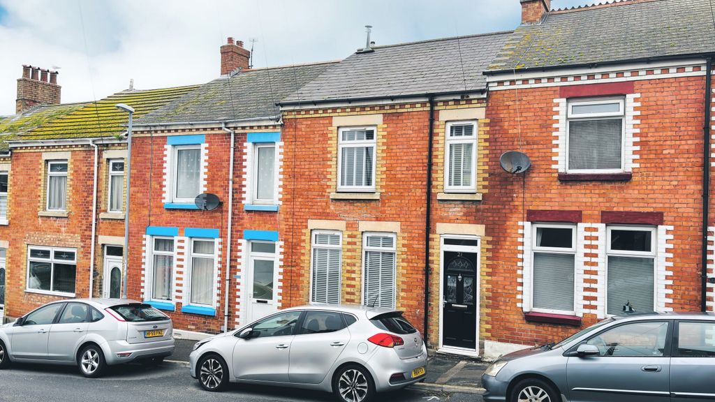 Property photo 1 of 13 Front 1