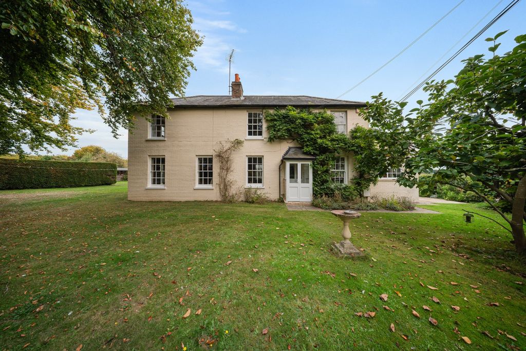 Property photo 3 of 35 4534733