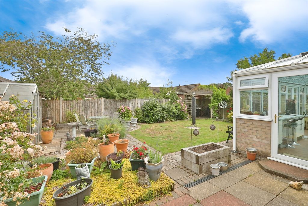 Property photo 3 of 17