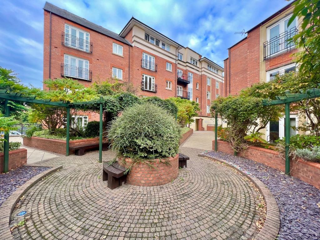 Property photo 1 of 20 16Fb0F43-3D07-4912-B2Db-85E626F7D1CD.Jpeg