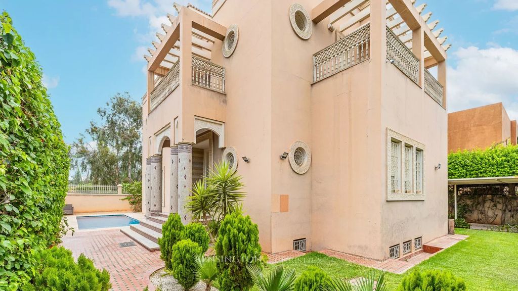 Property photo 1 of 25