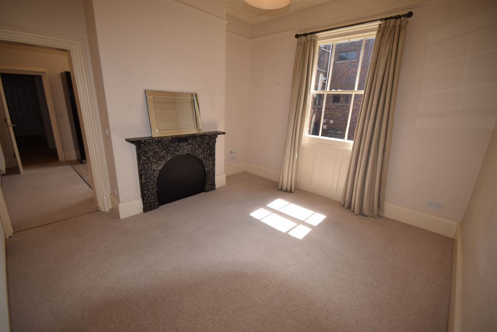 Property photo 2 of 7 Living Room