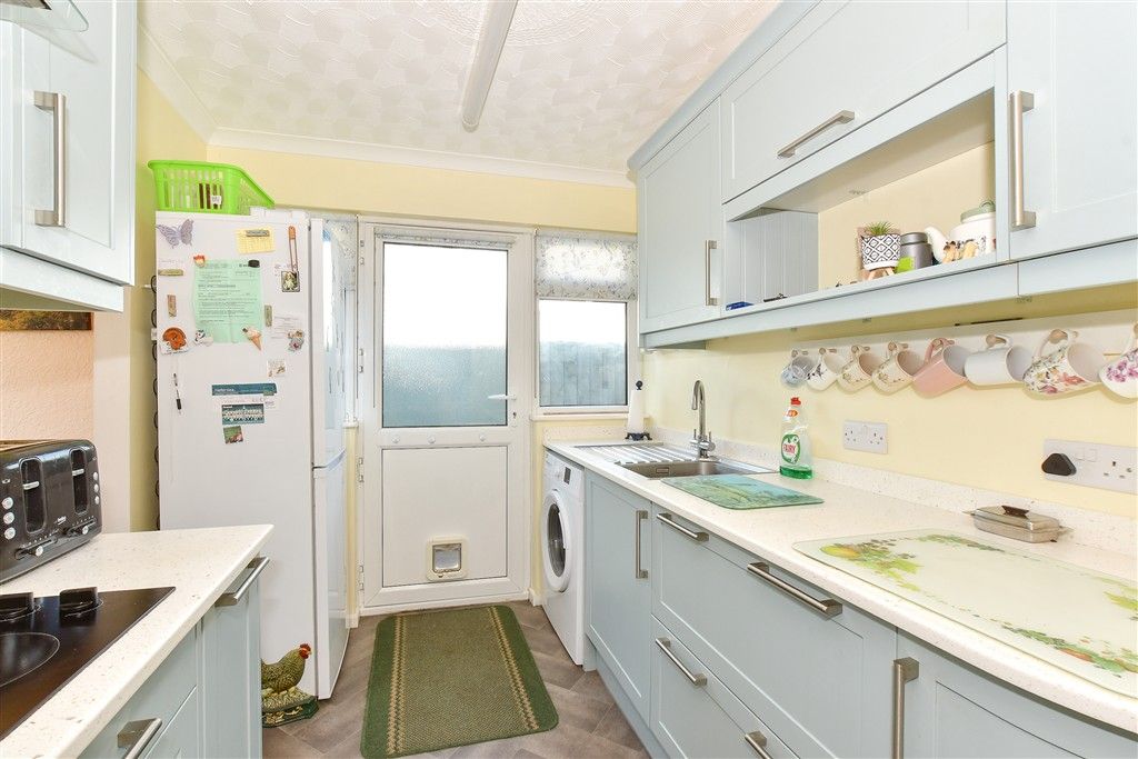 Property photo 3 of 13 Kitchen