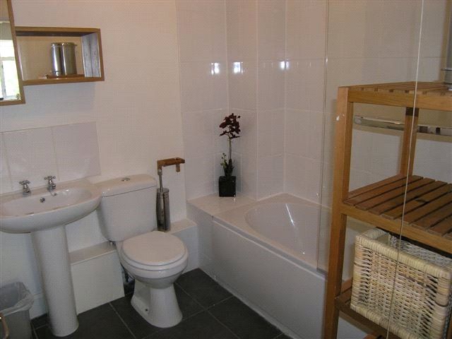 Property photo 3 of 6 Picture No. 04