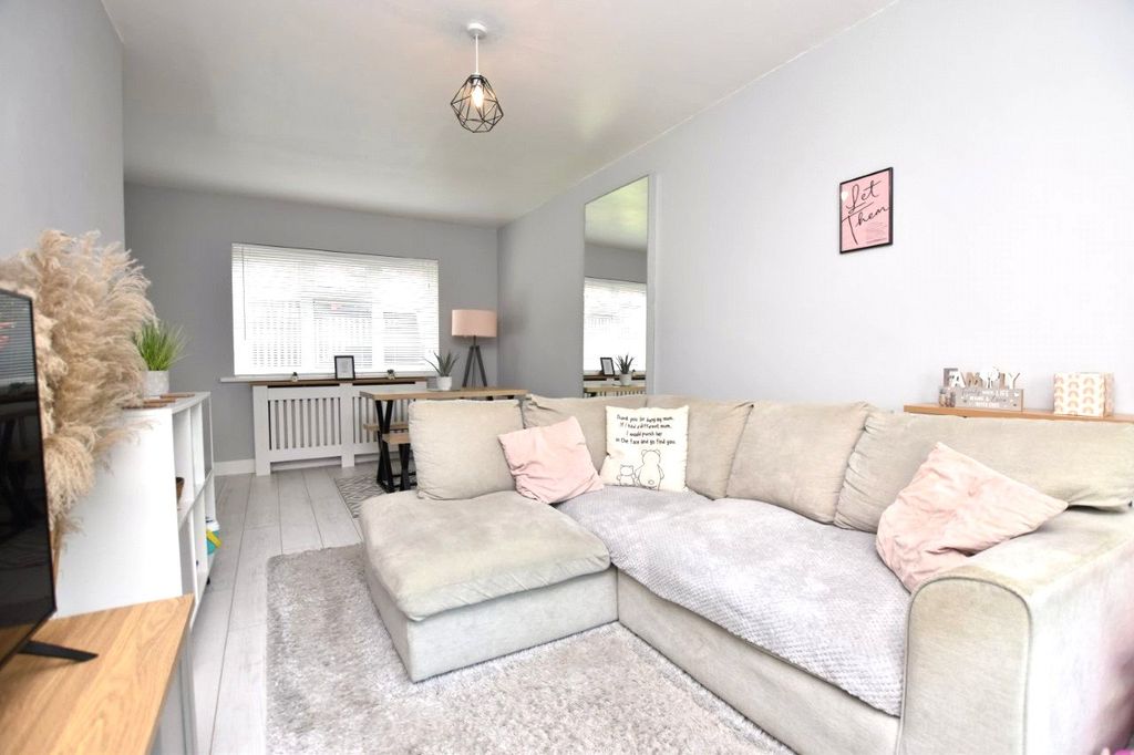 Property photo 3 of 14 Picture No. 09