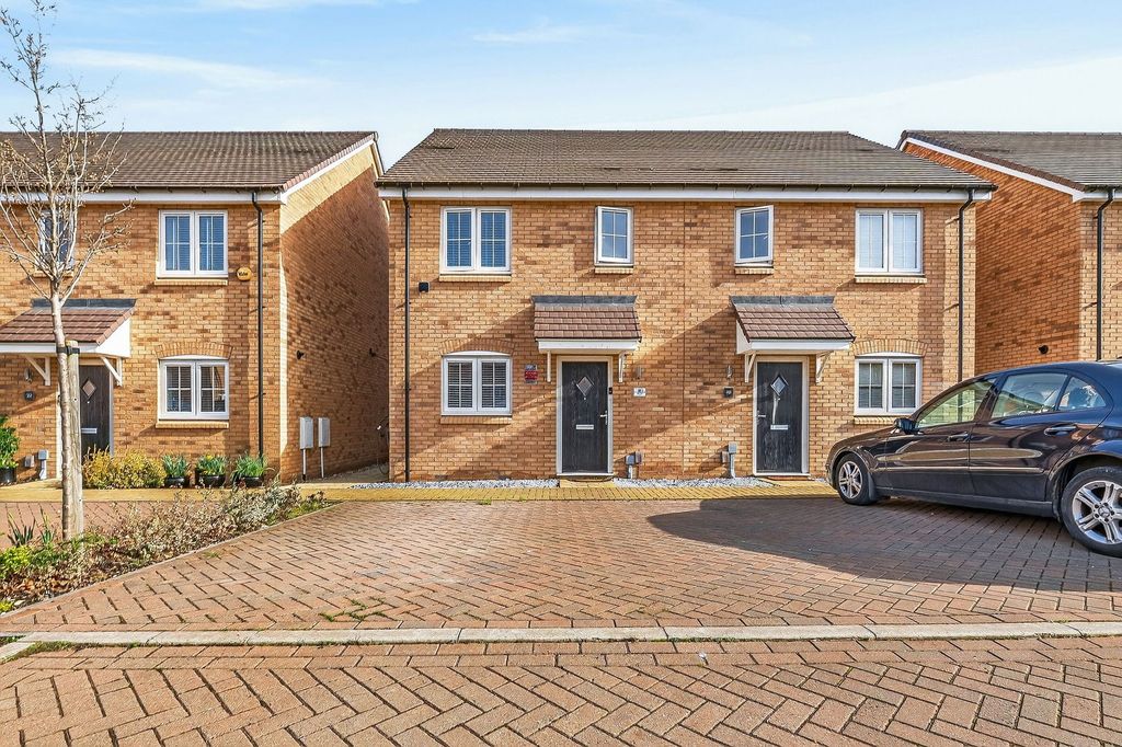 Property photo 1 of 23