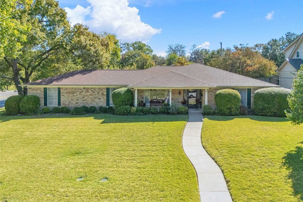 Property photo 3 of 24 <Alttext/>