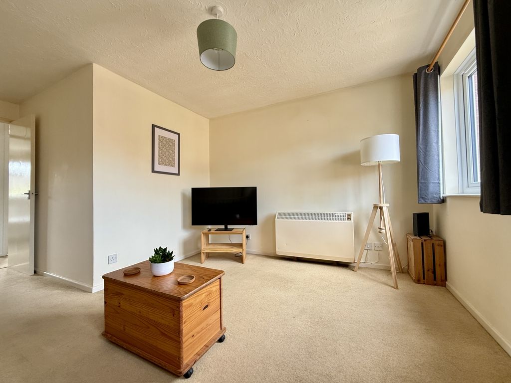 Property photo 3 of 11 Photo 6