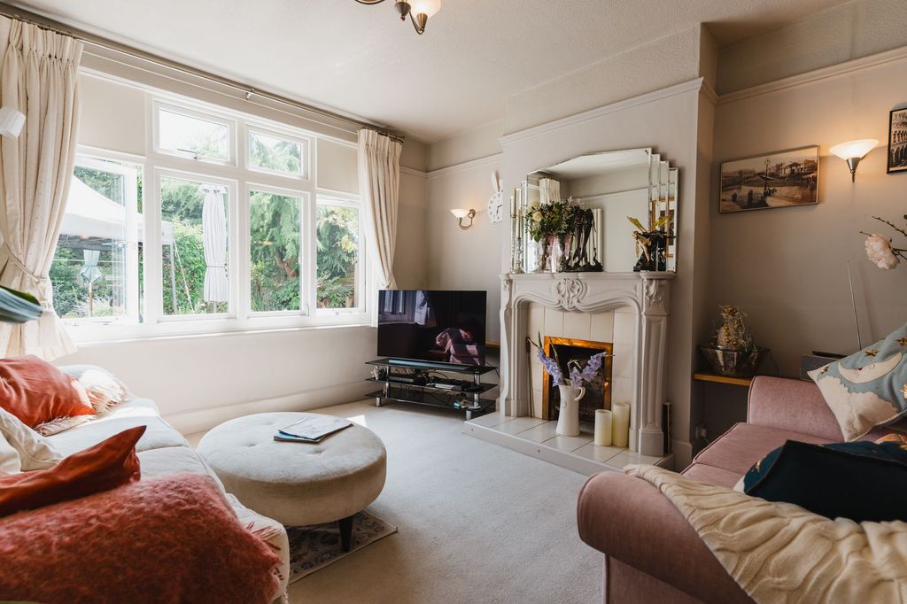 Property photo 2 of 38