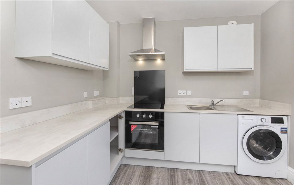 Property photo 3 of 8 Picture No. 07