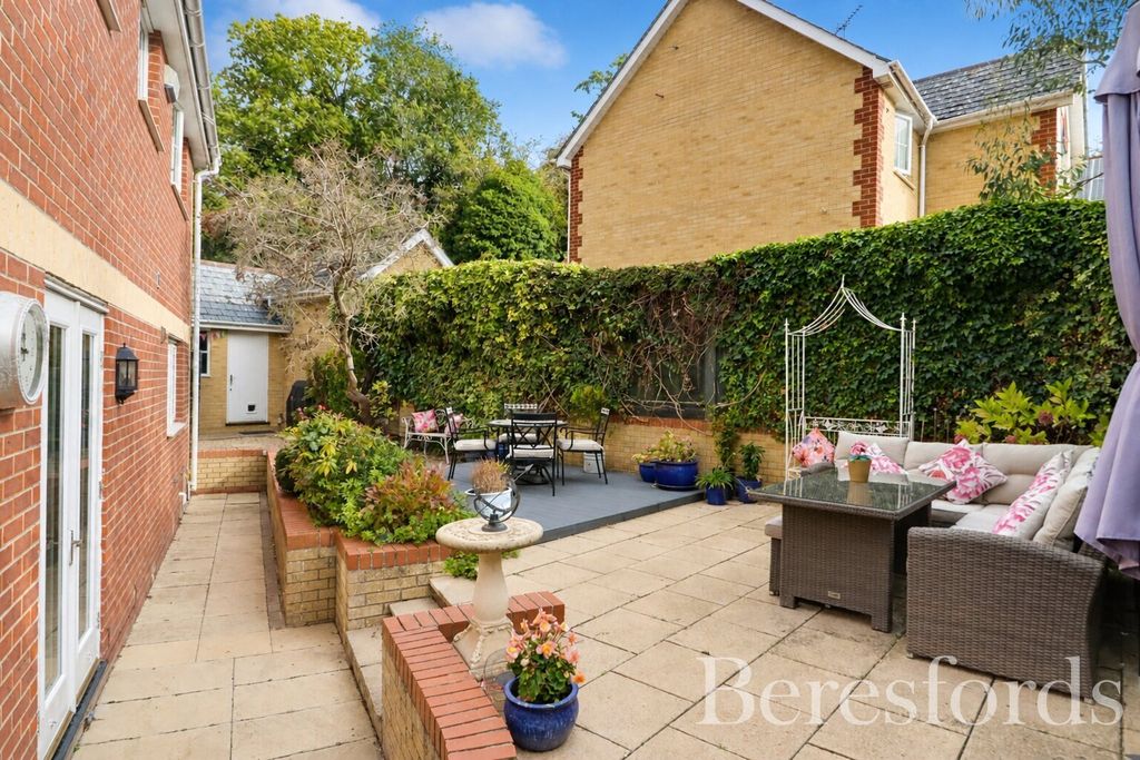 Property photo 3 of 14 3