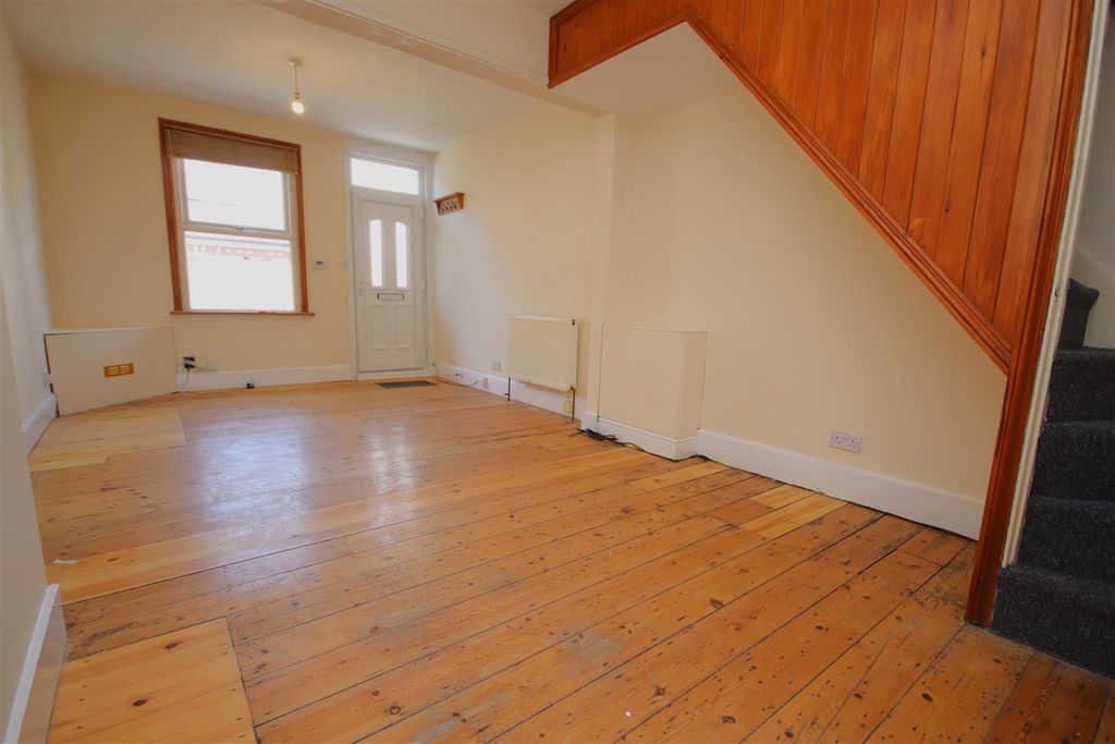 Property photo 3 of 10 Img_2395.Jpg