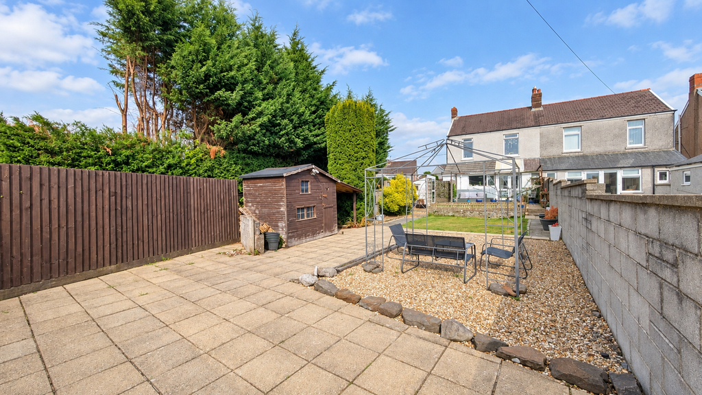 Property photo 3 of 27