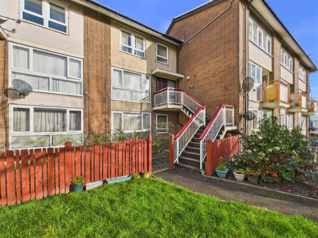 Property photo 1 of 14 Cam05207G0-Pr0082-Still003.Jpg