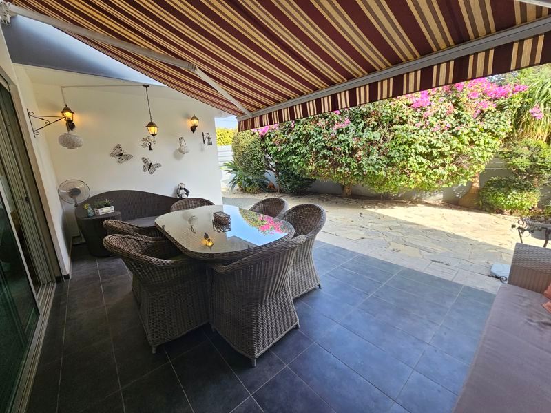 Property photo 3 of 47 Veranda