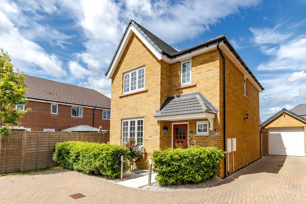 Property photo 1 of 29 4224412