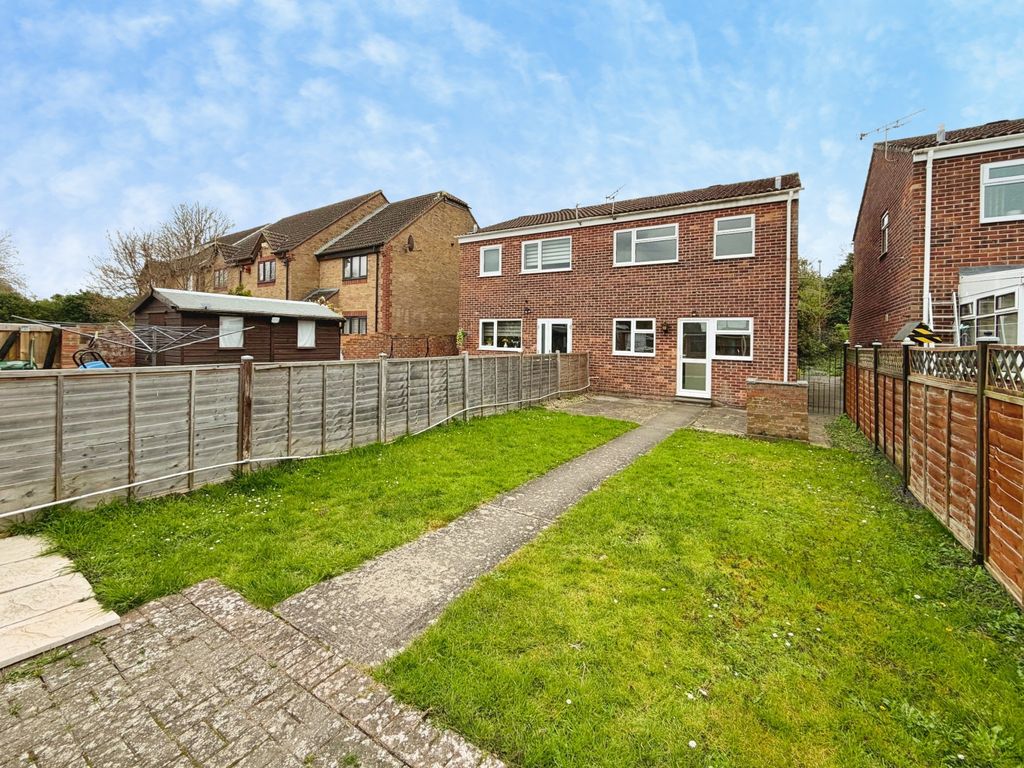 Property photo 2 of 22