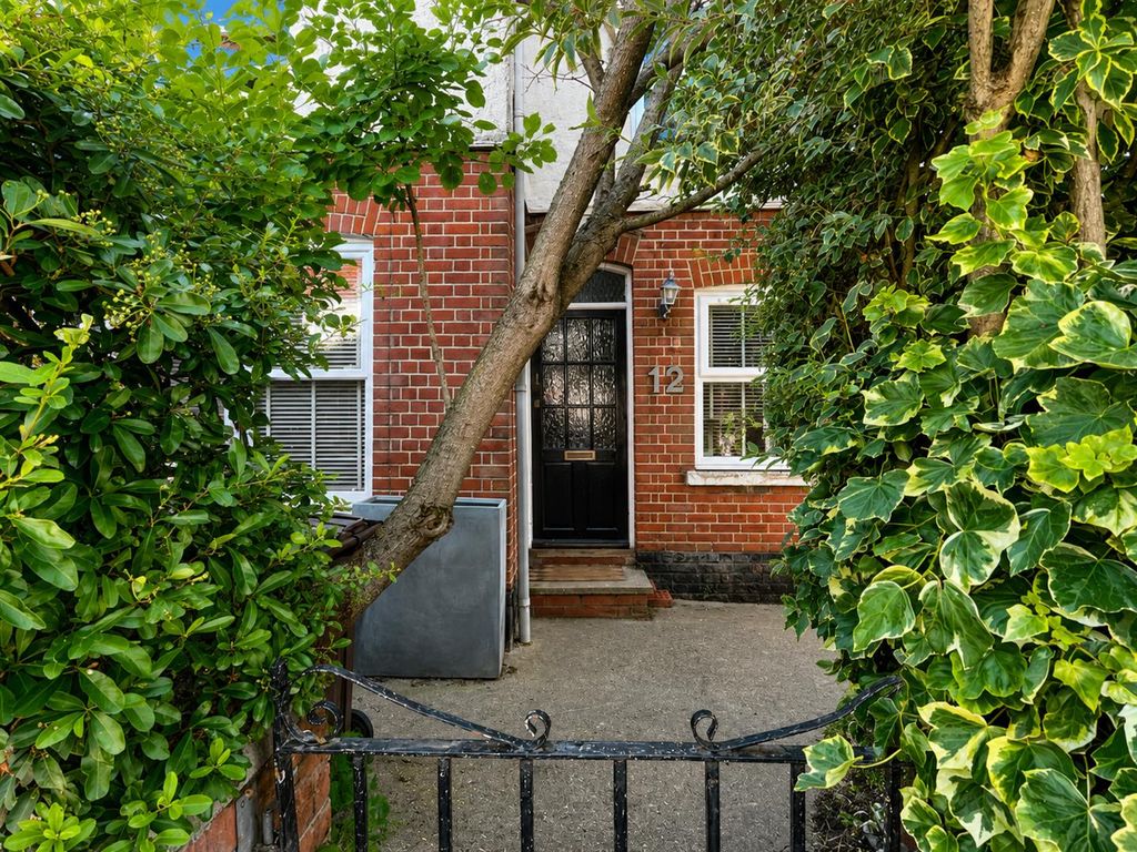 Property photo 1 of 18 24Ddbe1E-82E9-4374-Abb2-3ce3F2d0E340.Png