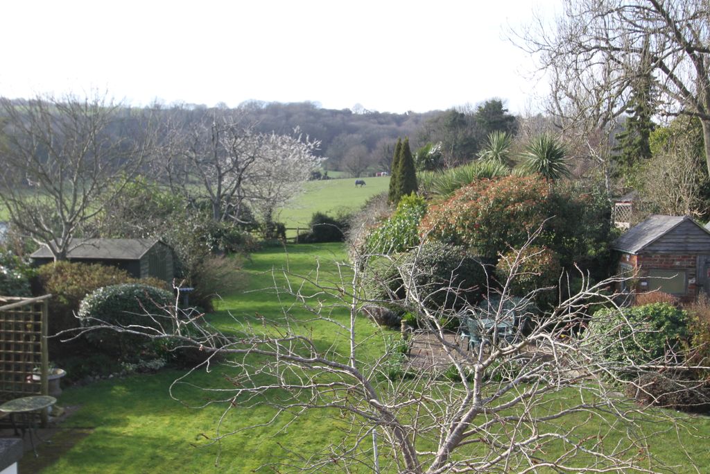 Property photo 2 of 22