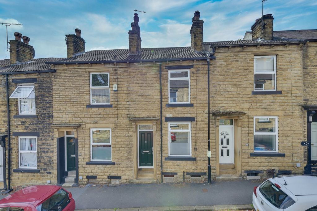 Property photo 2 of 15 Picture No. 30