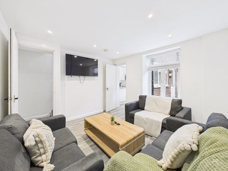 Property photo 1 of 10 Photo 13