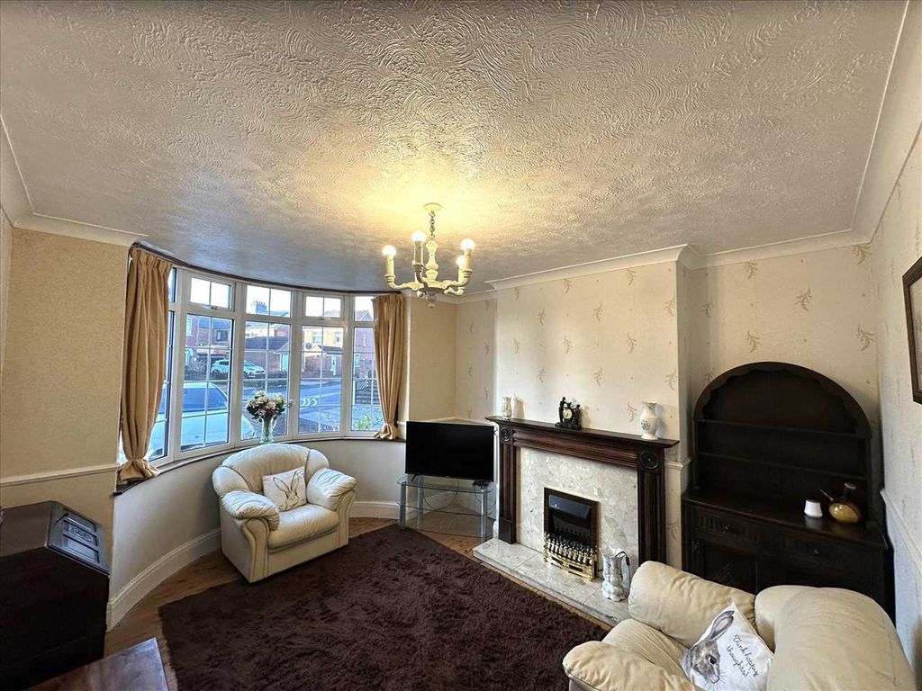 Property photo 3 of 19 Enclosed Outer Entrance:
