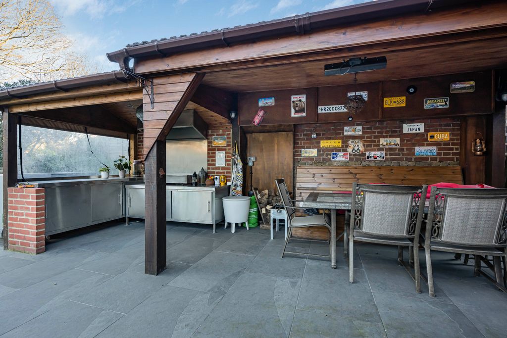 Additional image 33 of 5 bed semi-detached house for saleDryden Road, Enfield EN1