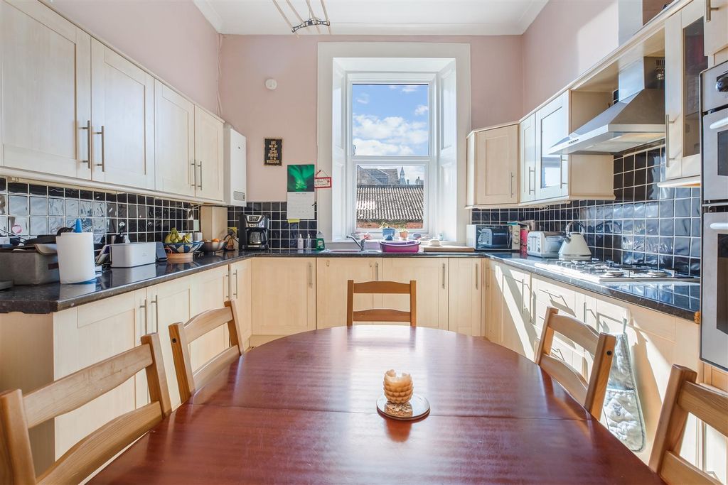 Additional image 7 of 3 bed flat for saleKelly Street, Greenock PA16