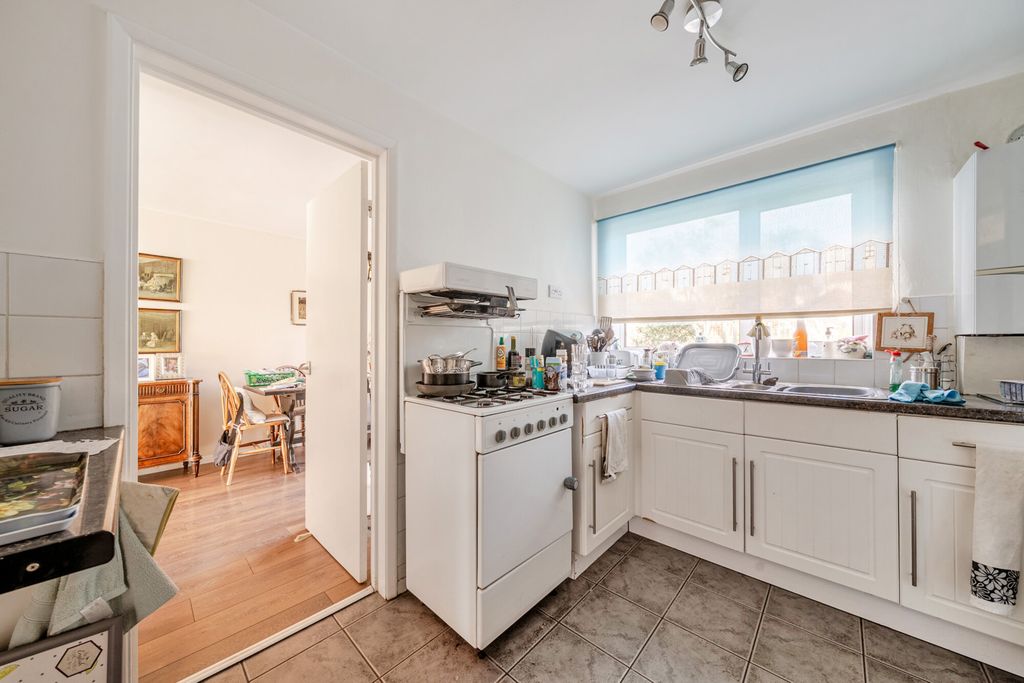 Property photo 3 of 13 1487608-6-6A50A19...