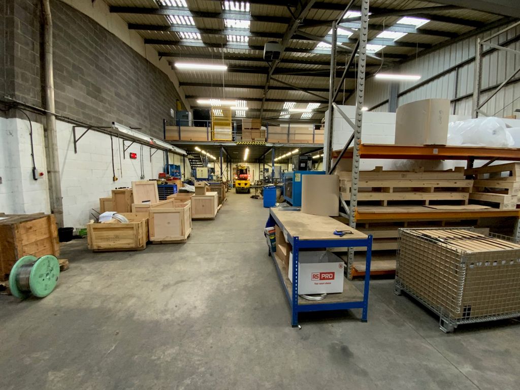 Property photo 2 of 9