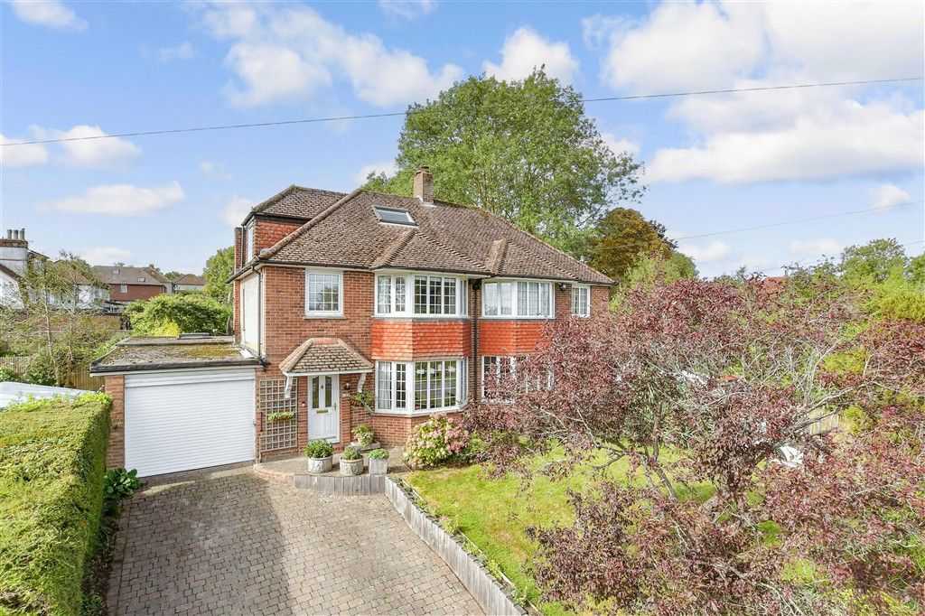 Property photo 2 of 17 External (Web)