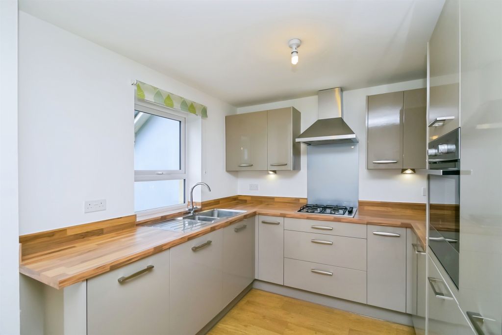 Property photo 2 of 17 Front