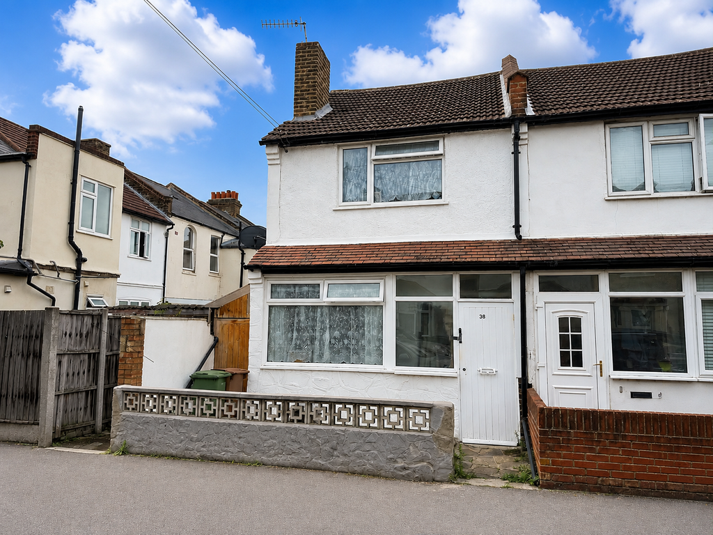 Property photo 1 of 8