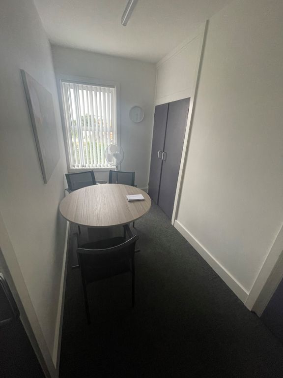 Property photo 3 of 4