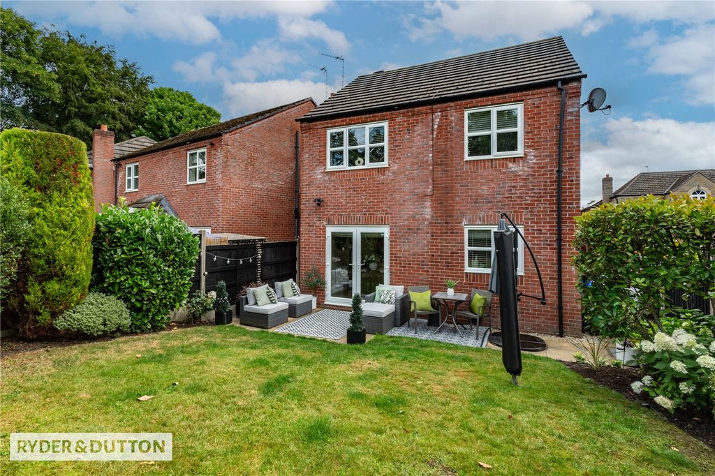 Property photo 2 of 24 Picture No. 23