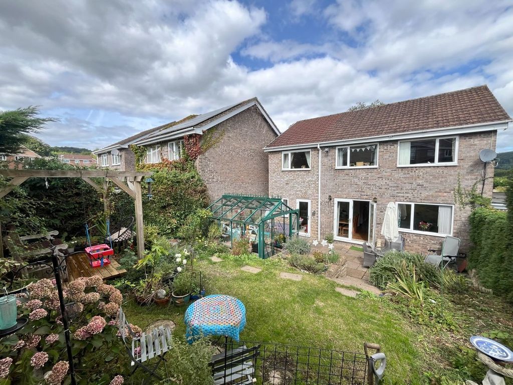 Property photo 3 of 26