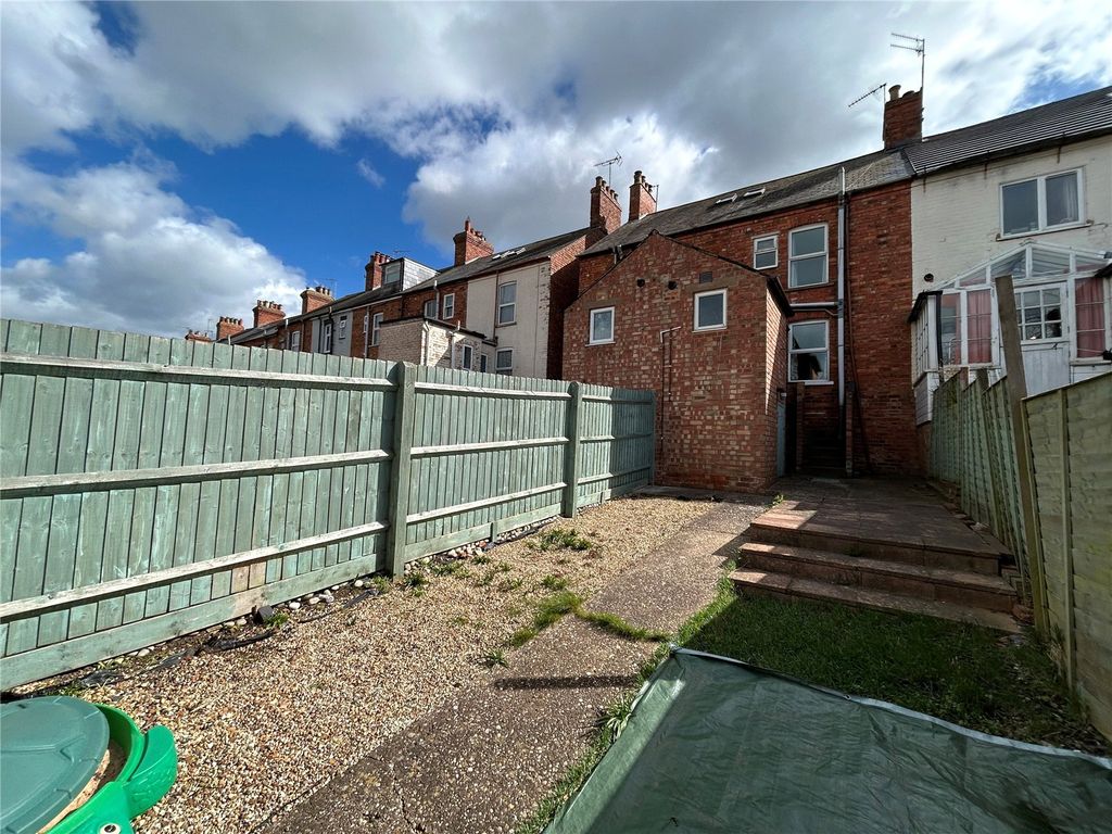 Property photo 3 of 17 Picture No. 27